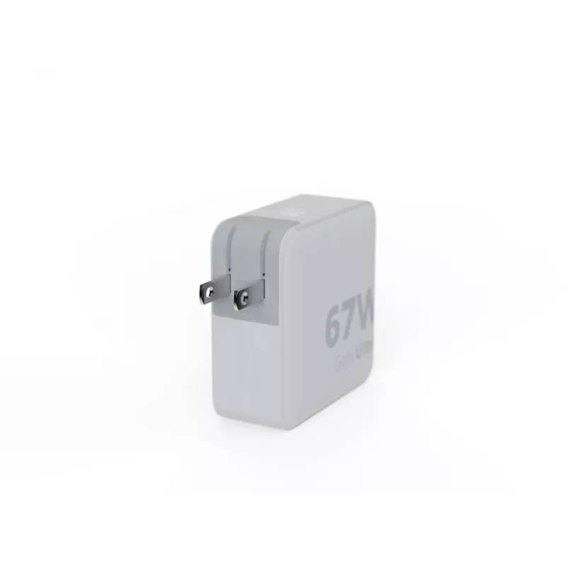 Xtorm 67W GaN Ultra reisoplader + USB-C PD-kabel