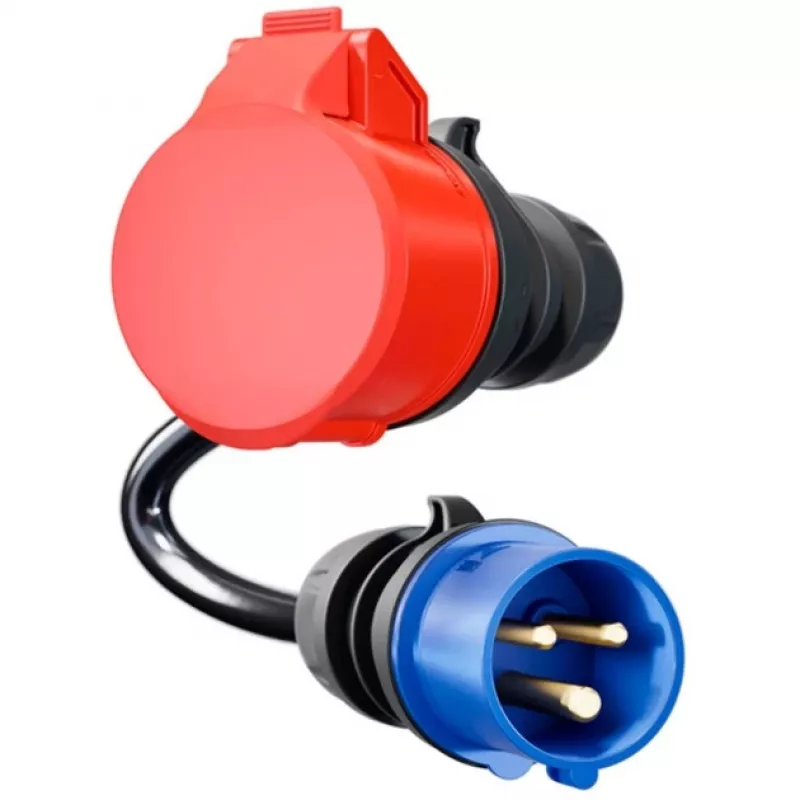 go-e CH-04-31 adapter voor Gemini flex 11 kW, CEE rood 16 A driefasig naar CEE blauw 16 A, IP55, 0,3 m, zwart