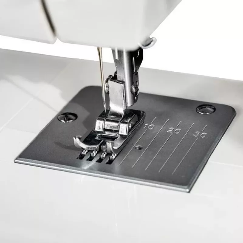 ŁUCZNIK Karina 910 naaimachine