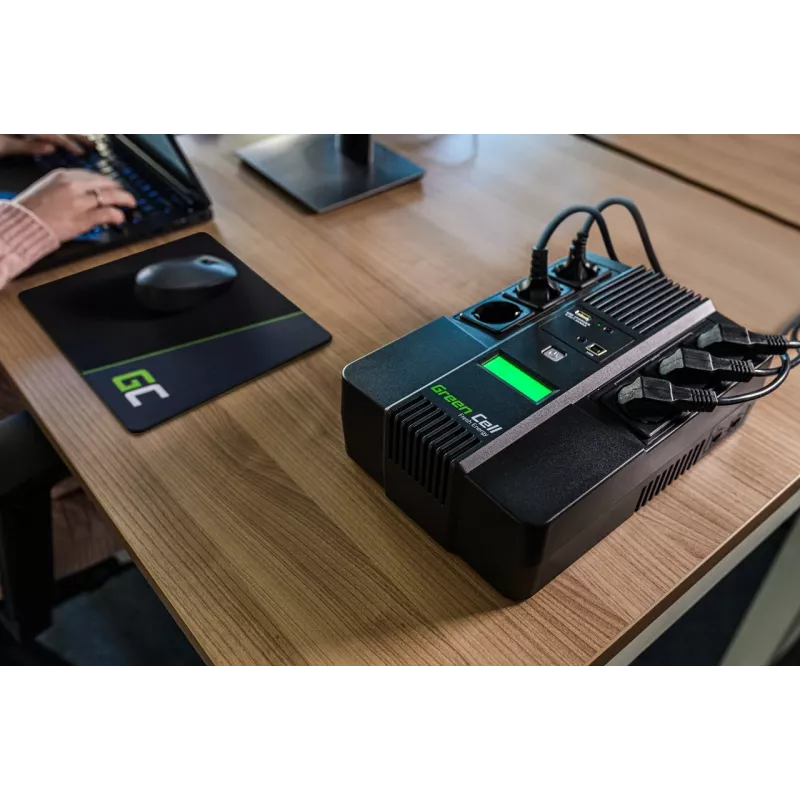 Green Cell AiO 800VA LCD UPS noodstroomvoeding, line-interactive, 0,8 kVA, 480 W, 6 AC-stopcontacten