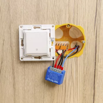 Slimme schakelaar Shelly 1 Mini Gen4 1P draadloos 110–240 V 50–60 Hz 1,2 W Bluetooth Wi‑Fi ZigBee 34×16×29 mm