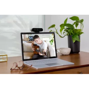 Logitech BRIO ULTRA HD PRO webcam 13 MP 4096x2160 USB 3.2