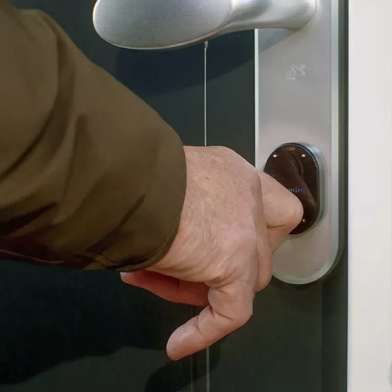 Elektronisch deurslot Shelly LOQED – smart lock, zwarte uitvoering