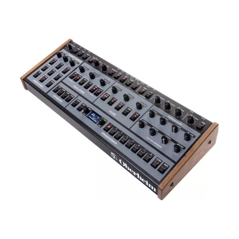 Oberheim OB-X8 analoge polyfone desktopsynthesizer