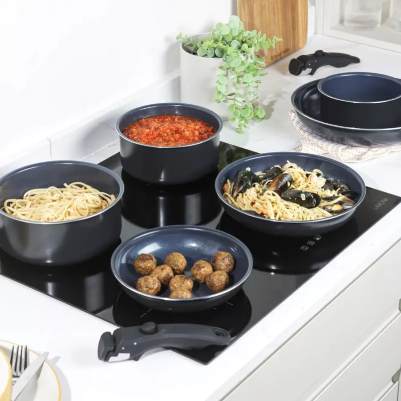 Pannenset Russell Hobbs RH03321EU7 — 8-delig, antiaanbaklaag, vaatwasserbestendig
