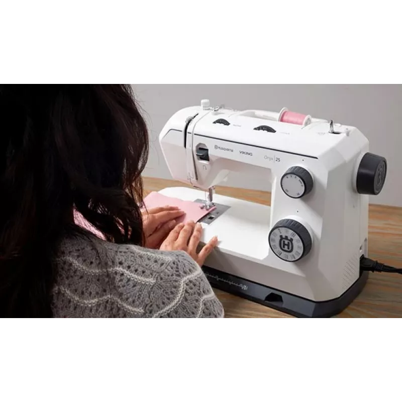 Husqvarna Onyx 25 naaimachine