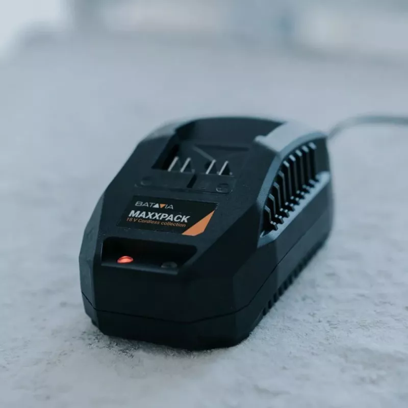 Batavia B.V. | 18V startset incl. 2,0Ah accu + 2,4A oplader