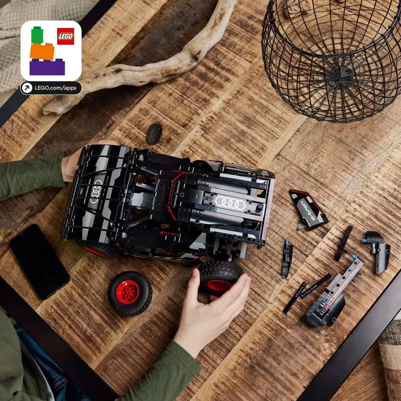 LEGO Technic terreinwagen-modelbouwpakket Audi RS Q e‑tron 42160 — 914 onderdelen, aanbevolen leeftijd 10+