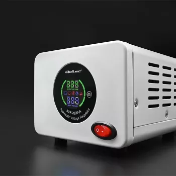 Qoltec 50724 automatische spanningsstabilisator AVR 2000VA