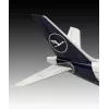 Plastic model vliegtuig REVELL Airbus A330-300 Lufthansa schaal 1:144