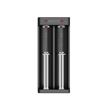 XTAR dual-slot Li-Ion-acculader voor 18650 cellen, USB-C-ingang, 2 vakken, zwart, LED-indicatoren