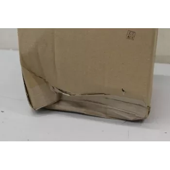 Projector plafondsteun EDBAK PMV400 universeel, horizontale instelling, draagvermogen 30 kg, zwart — beschadigde verpakking, krassen
