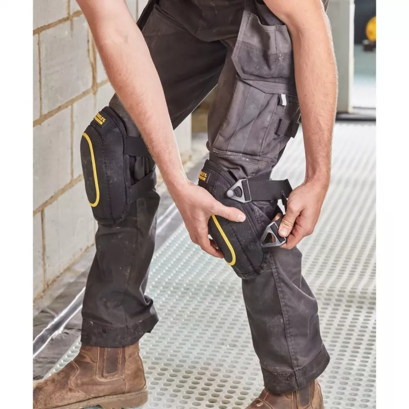 Kniebeschermers STANLEY FATMAX FMST82962-1 — zwarte elastische nylon kniebescherming
