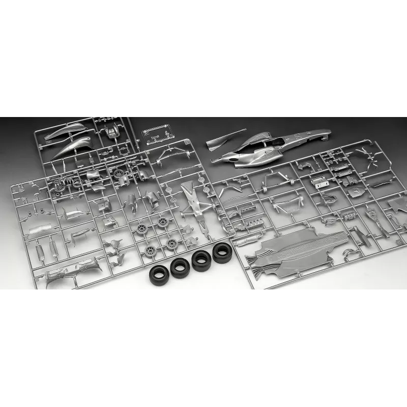 REVELL plastic model McLaren Mercedes MP4-25 Lewis Hamilton — schaal 1:24