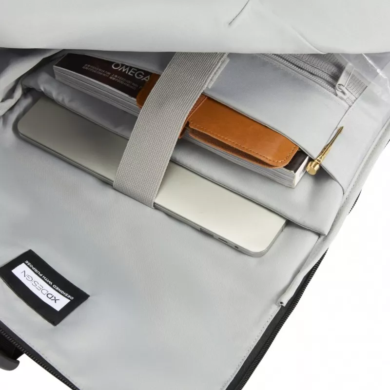 Rugzak XDDESIGN URBAN FLAP-TOP P706.2601 — waterafstotend, licht, zwart