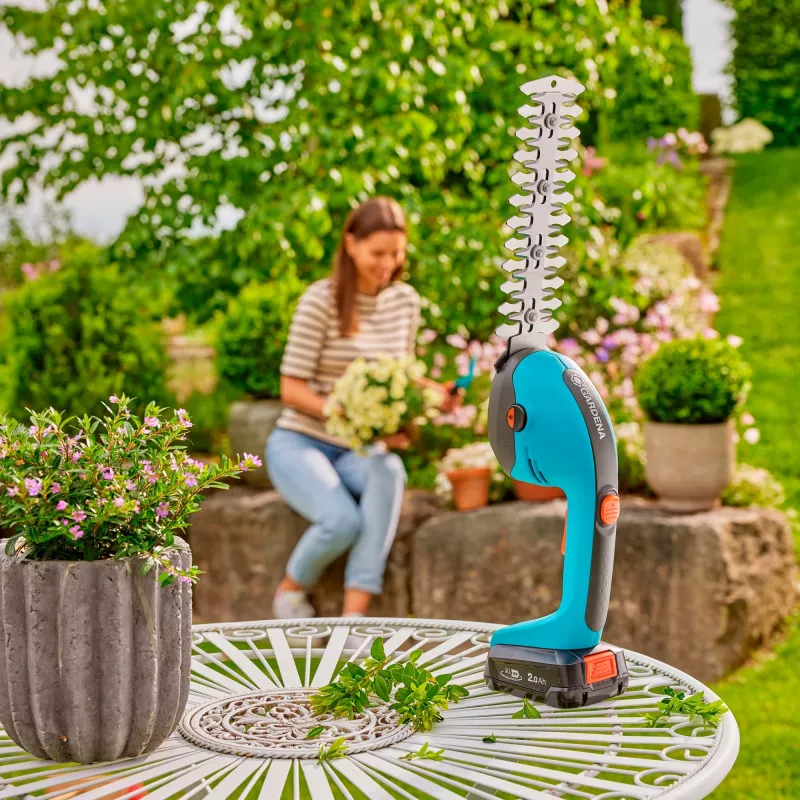 Accu-grasschaar GARDENA 14750-55 20 cm 18 V groen grijs