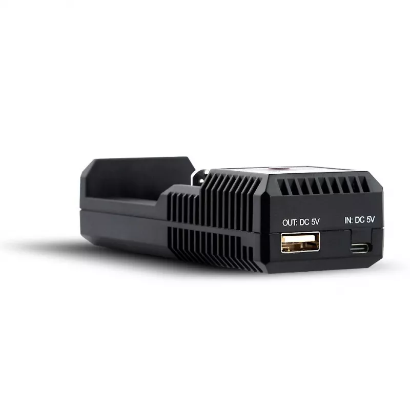 everActive UC-100C universele batterijlader met powerbankfunctie, USB-C