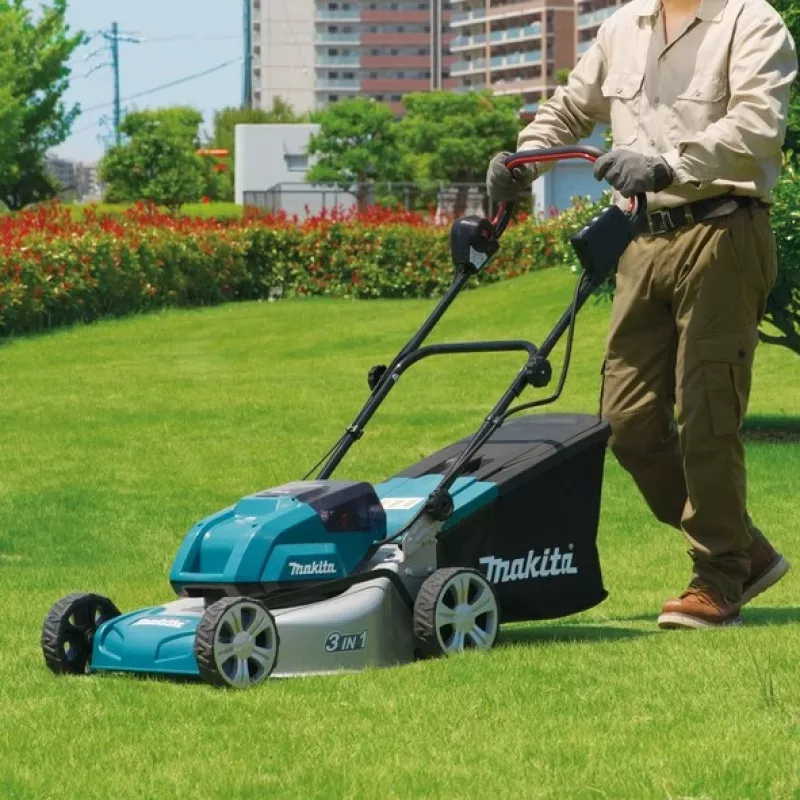 Makita DLM460Z grasmaaier batterij zwart, blauw