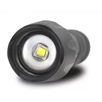 Zaklamp everActive FL600 — 600 lm, 10 W, aluminium behuizing, IPX4, 130 mm, 3×AAA, rood