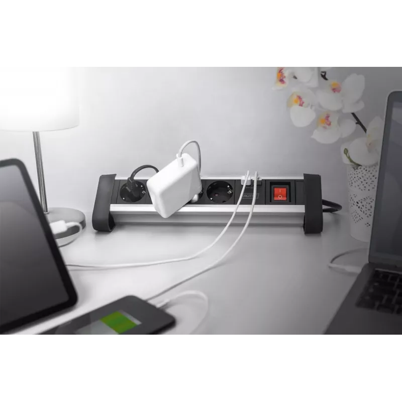 Stekkerdoos Digitus DA-70614 met 2x USB-aansluitingen