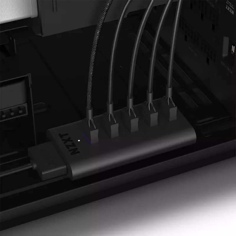NZXT interne USB 2.0-uitbreidingshub Gen 3 - zwart