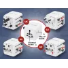 Universele reisadapter GEMBIRD TPA-INT-01-W — ingang 100–250 V, Type-G stekker, compacte afmetingen 84×56×85 mm