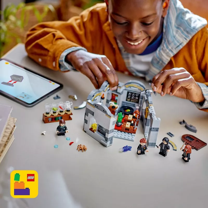 LEGO HARRY POTTER 76431 Zweinstein: toverdranken