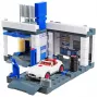 Bosch servicestation met auto en wasstraat