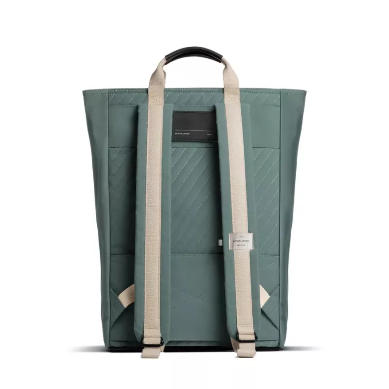 Lässiger rugzak Native Union W.F.A Backpack groen 100% gerecycled PET