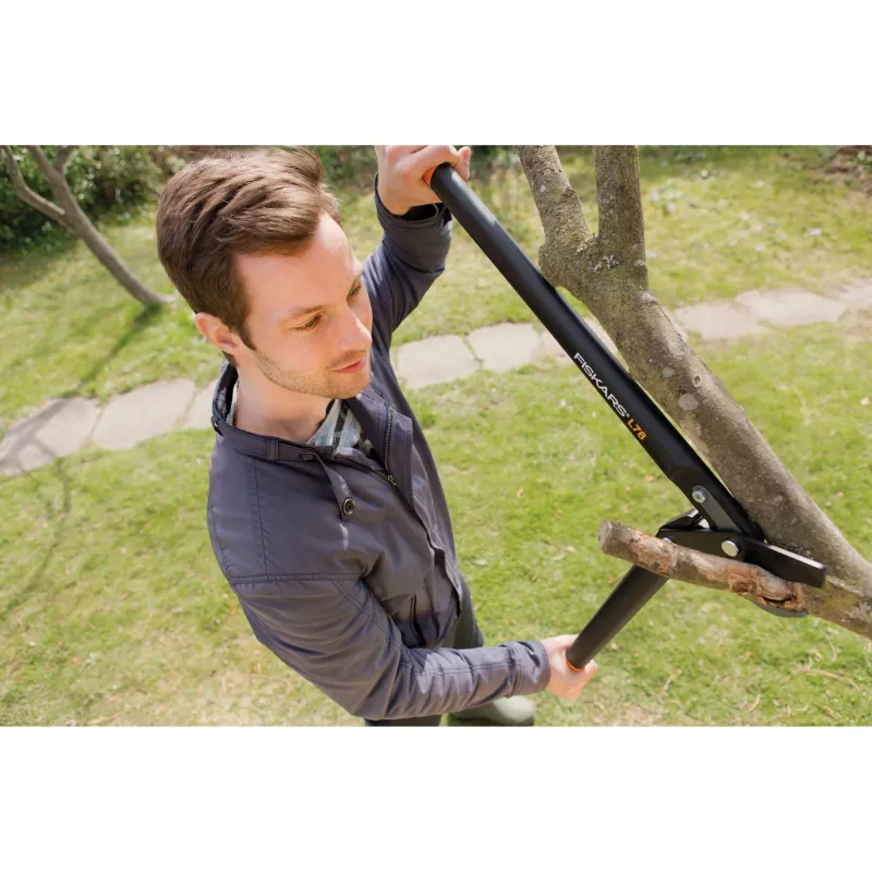 Takenschaar Fiskars 1000584 bypass zwart oranje