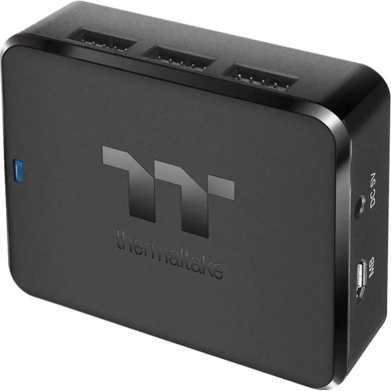 Thermaltake H200 PLUS interne USB-hub – TT Premium Edition – hub – 3 x USB 2.0 + 3 x USB 2.0 (intern)