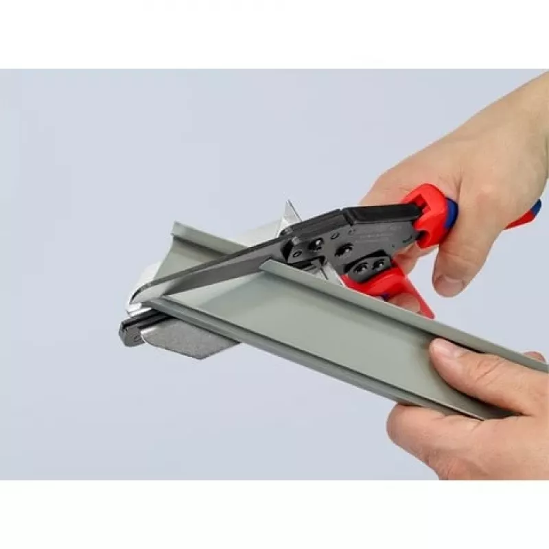 Knipex 95 02 21 tang