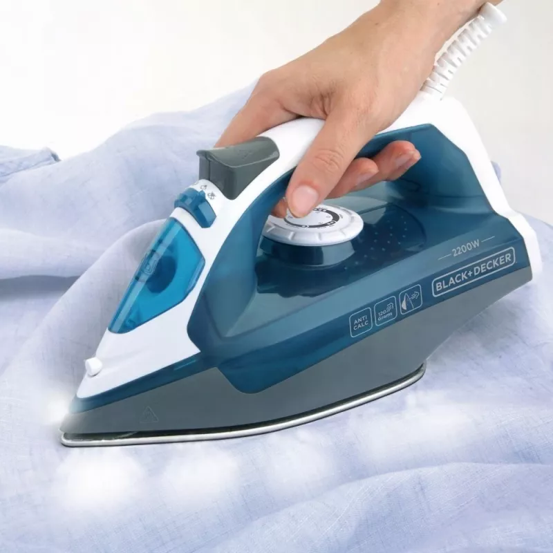 Strijkijzer met stoomfunctie Black+Decker BXIR2200E (2200W)