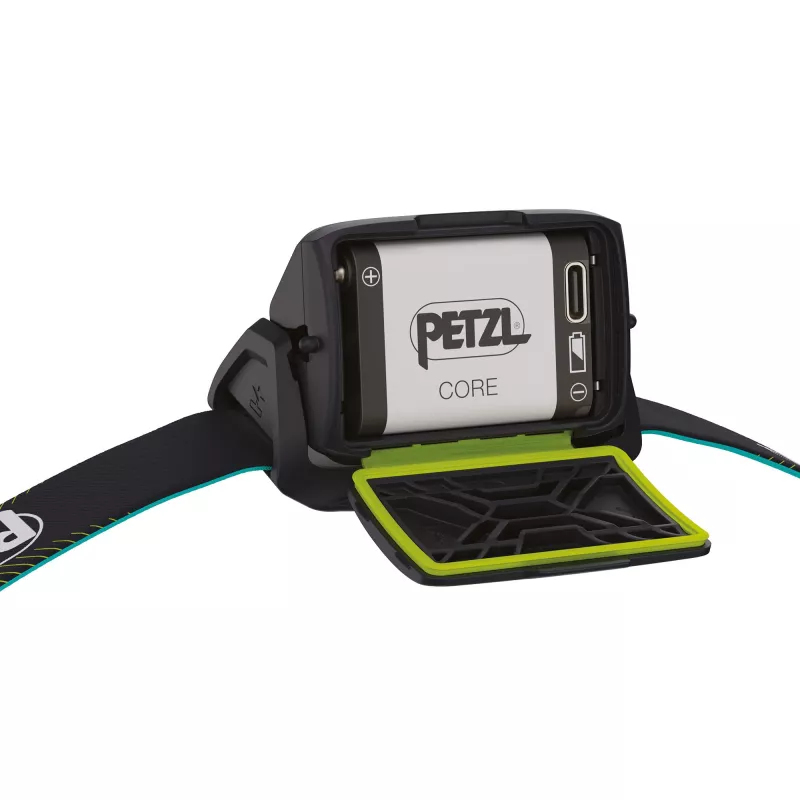 Petzl E065AB03 Actik Core lamp groen (E065AB03)