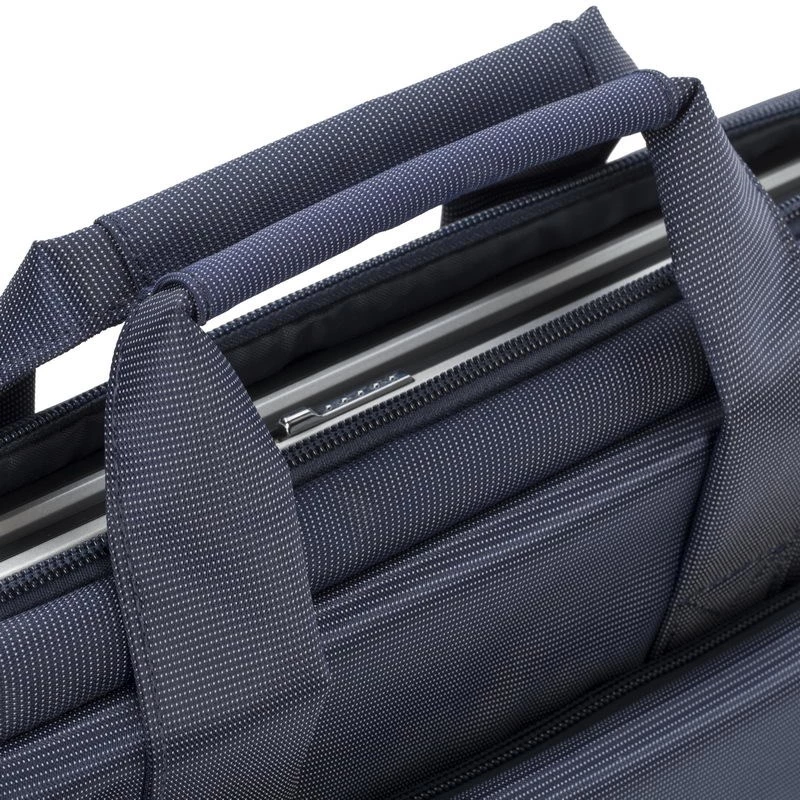 Schoudertas Rivacase 8221 voor laptops tot 33,8 cm (13,3 inch) – Polyester, 0,53 kg
