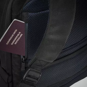 Rugzak Rivacase Tegel 8460 zwart polyester