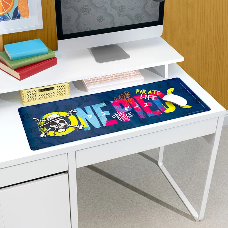 Bureaumat Paladone One Piece – grote stoffen bureaubeschermer voor toetsenbord en muis