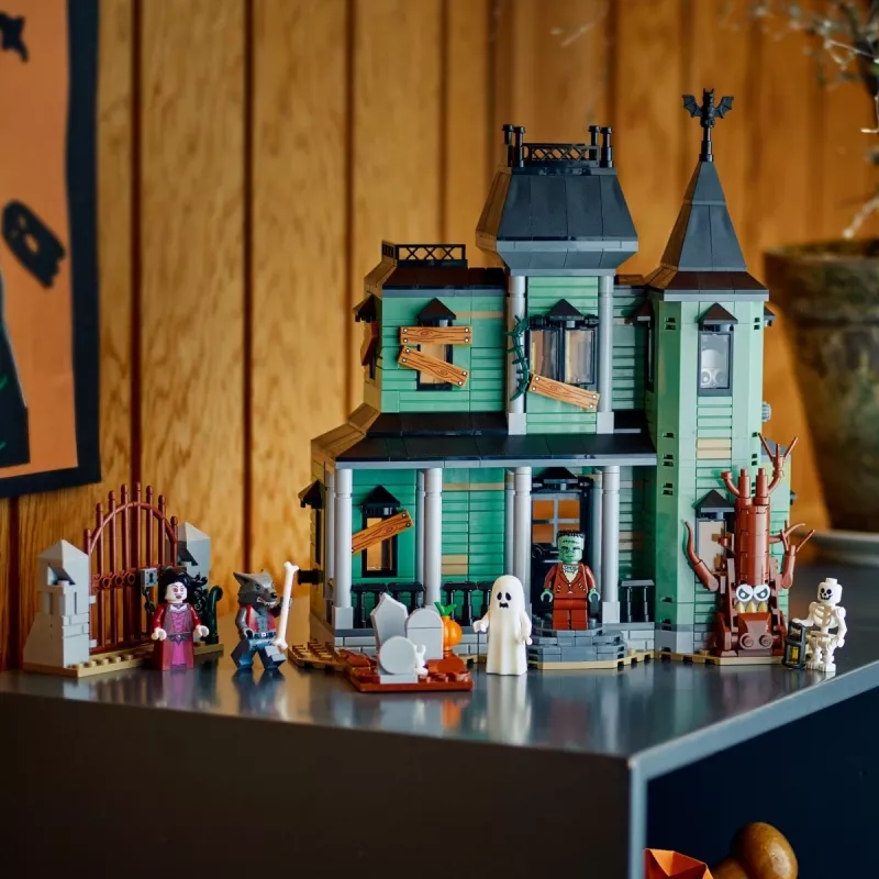 Constructiespeelgoed LEGO Creator 3-in-1 Spookhuis model 31167 – 736 onderdelen, 3 modellen, 5 minifiguren