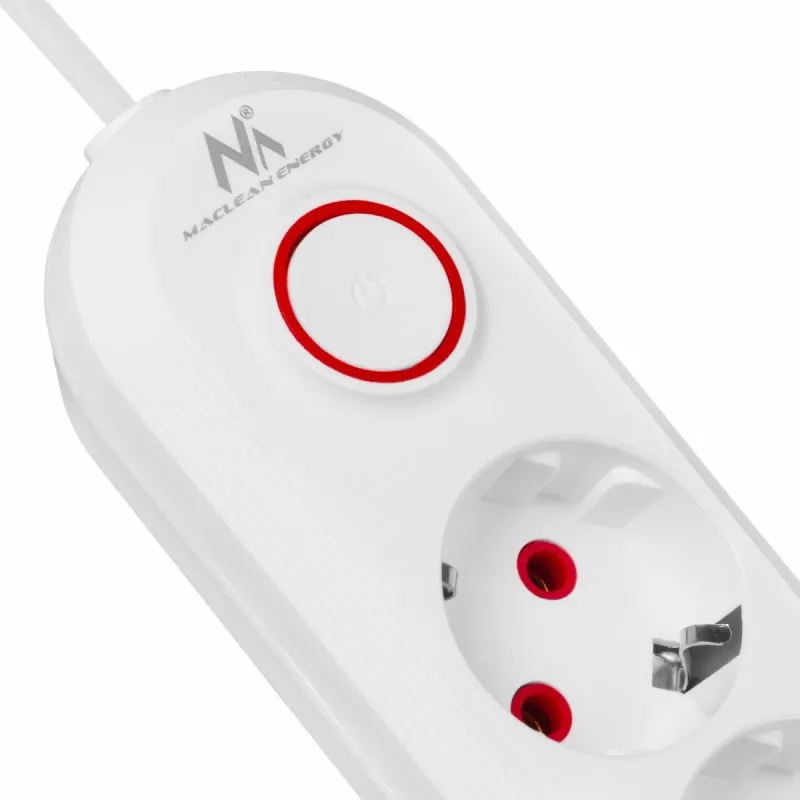 Stekkerdoos MACLEAN MCE394W — 3 stopcontacten, 3×USB 2,1A, 110–240V AC, 2500W, 1,5 m kabel, wit