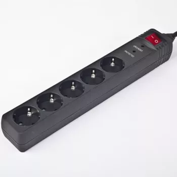 Gembird SPG5-C-5 stroomverdeler 1,5 m 5 stopcontacten zwart
