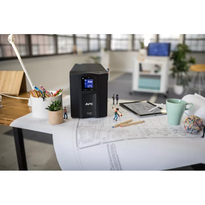APC Smart-UPS SMC1500IC - 8x C13, USB, SmartConnect, 1500VA, line-interactive, 1,5 kVA, 900 W, sinus, 170 V, 300 V
