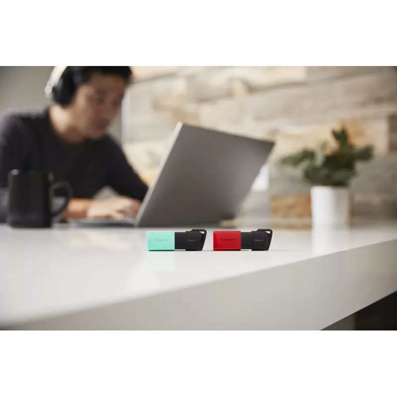 Kingston Technology DataTraveler 128GB USB3.2 Gen1 Exodia M (zwart + rood)