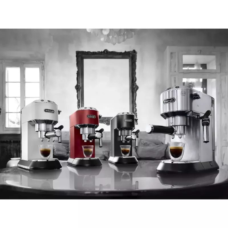 De’Longhi Dedica Style EC 685.BK Semi-automatische espressomachine 1,1 L