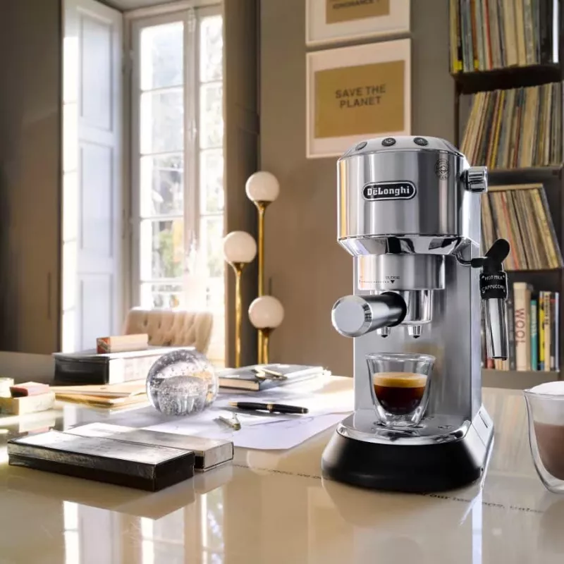 De’Longhi Dedica Style EC685.M semi-automatische espressomachine 1,1 L