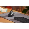 LOGITECH Lift verticale ergonomische muis - rechtshandig - draadloos - grafietzwart