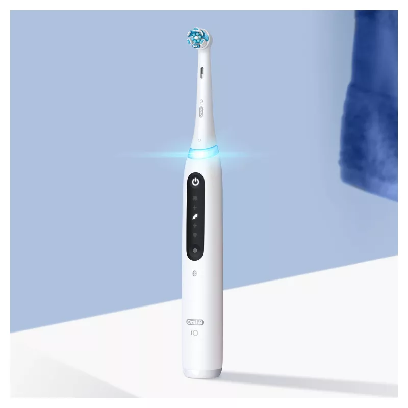 Oral-B iO Series 5 roterend-oscillerende tandenborstel voor volwassenen wit