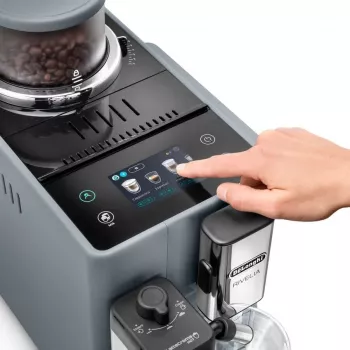 Espressomachine De’Longhi Rivelia EXAM440.55.g — volautomatisch, 1,4 l watertank, 250 g maalwerk, 19 bar, TFT-touchdisplay