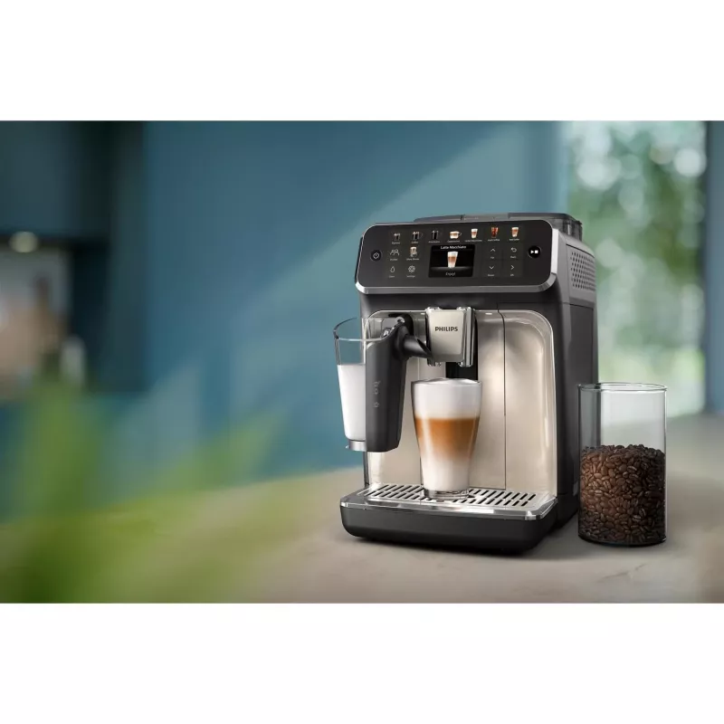 Philips 5500 Serie EP5547/90 koffiemachine volautomatische espressomachine 1,8 L