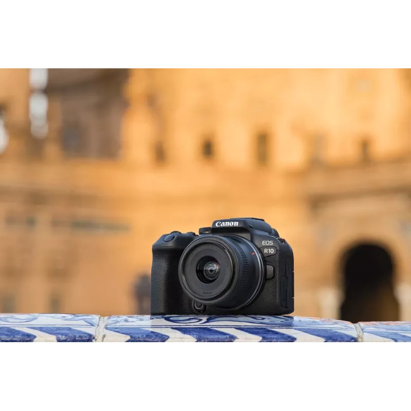 Canon EOS R10 + RF-S 18-150mm IS STM MILC 24.2 MP CMOS 6000 x 4000 pixel zwart