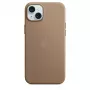 Apple FineWoven hoesje met MagSafe iPhone 15 Plus taupe